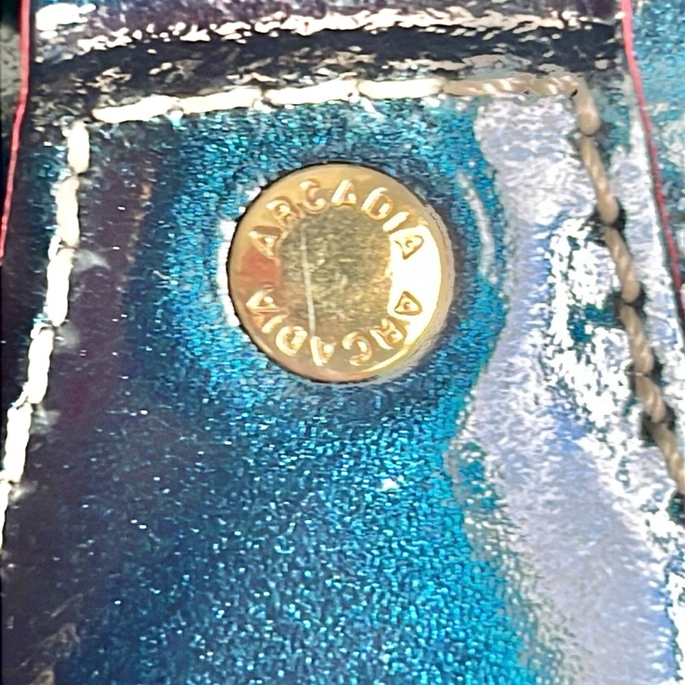Arcadia Blue patent Satchel - Picture 3 of 13